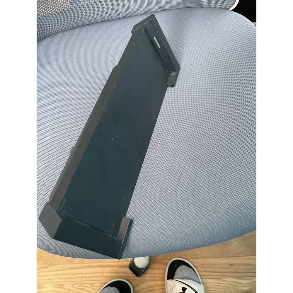 Microsoft Surface Pro 3‎ Docking Station Model 1664 No Power Cord (8)